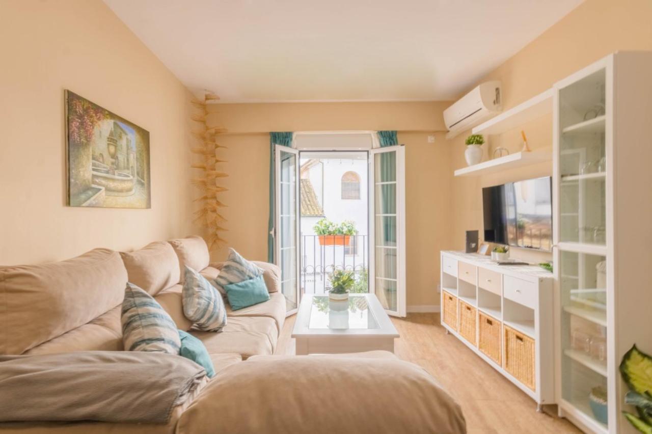 Apartamento Juani Centro Parking Y Wifi Gratis กอร์โดบา ภายนอก รูปภาพ