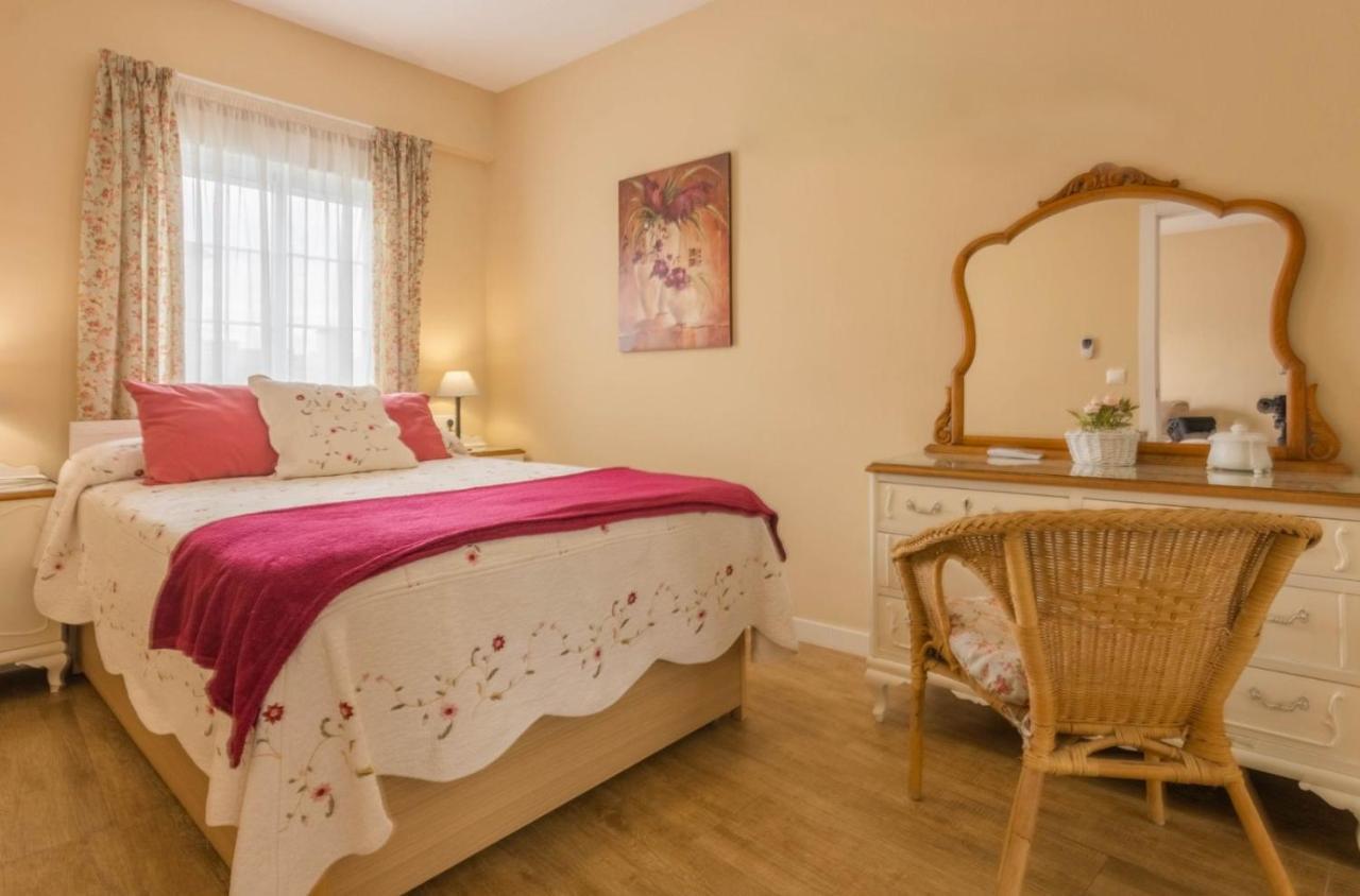 Apartamento Juani Centro Parking Y Wifi Gratis กอร์โดบา ภายนอก รูปภาพ